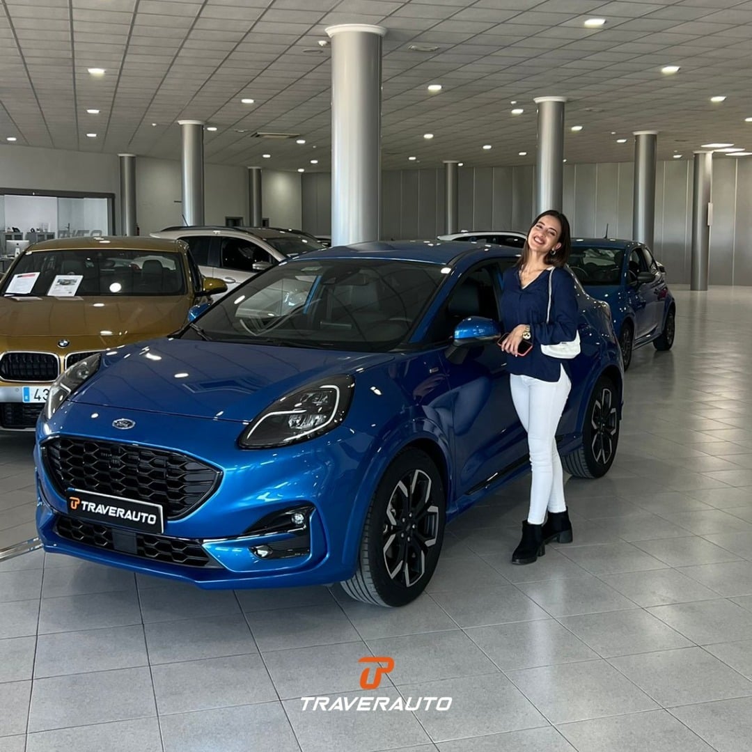 Entrega de coche a cliente en Traverauto, Riba-roja de Turia (Valencia) — Mayo 2022