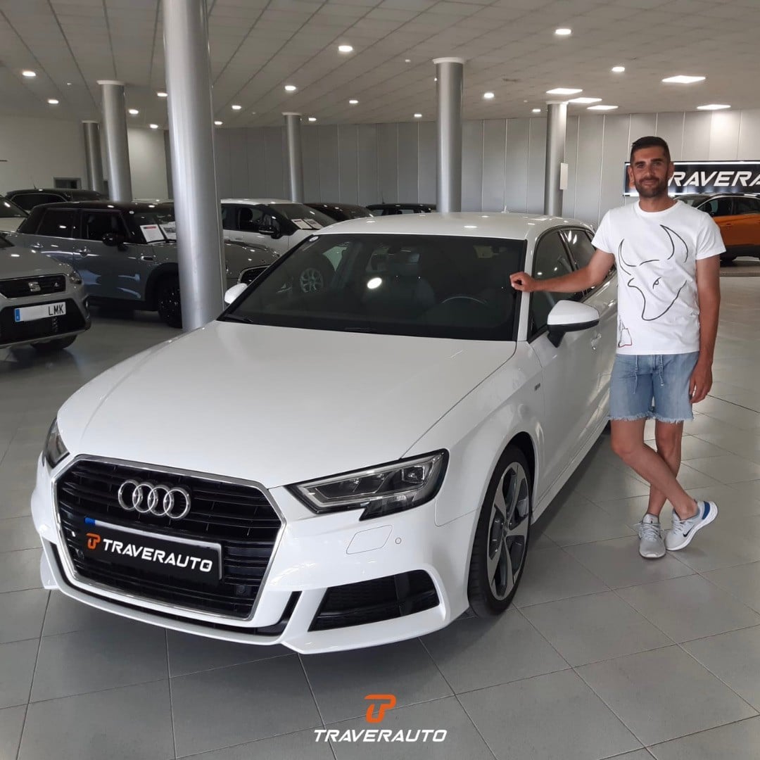 Entrega de coche a cliente en Traverauto, Riba-roja de Turia (Valencia) — Julio 2022