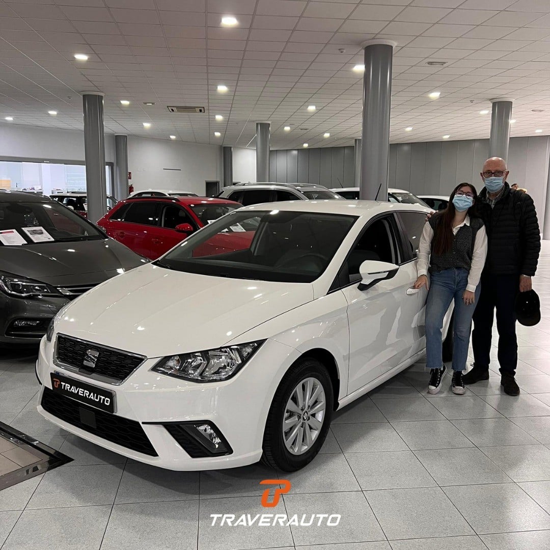 Entrega de coche a cliente en Traverauto, Riba-roja de Turia (Valencia) — Enero 2022